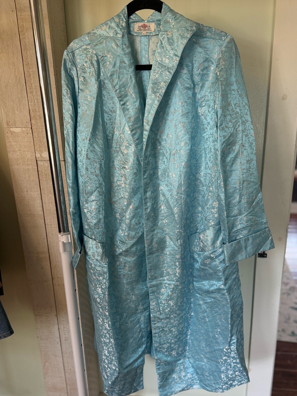 Dynasty Silk Vintage robe (no tie)